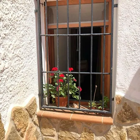 Rural, Cueva De La Abuela *